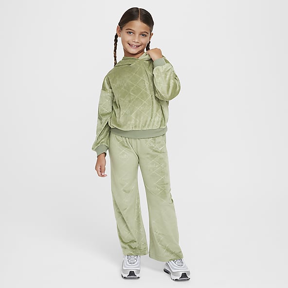 Little Girls Clothing. Nike